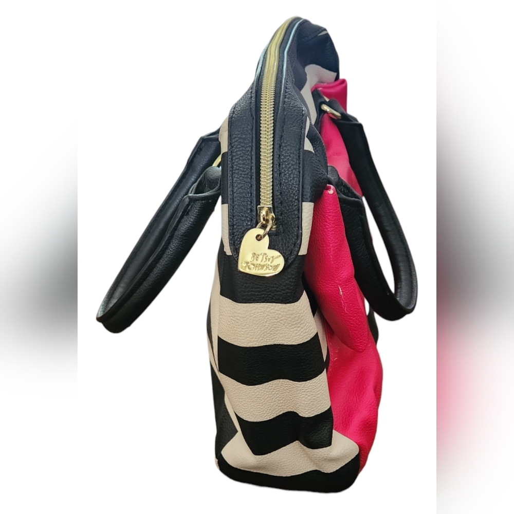 Y2K Betsey Johnson Off White & Black Striped Purse with Oversized Pink Bow - Picture 5 of 16